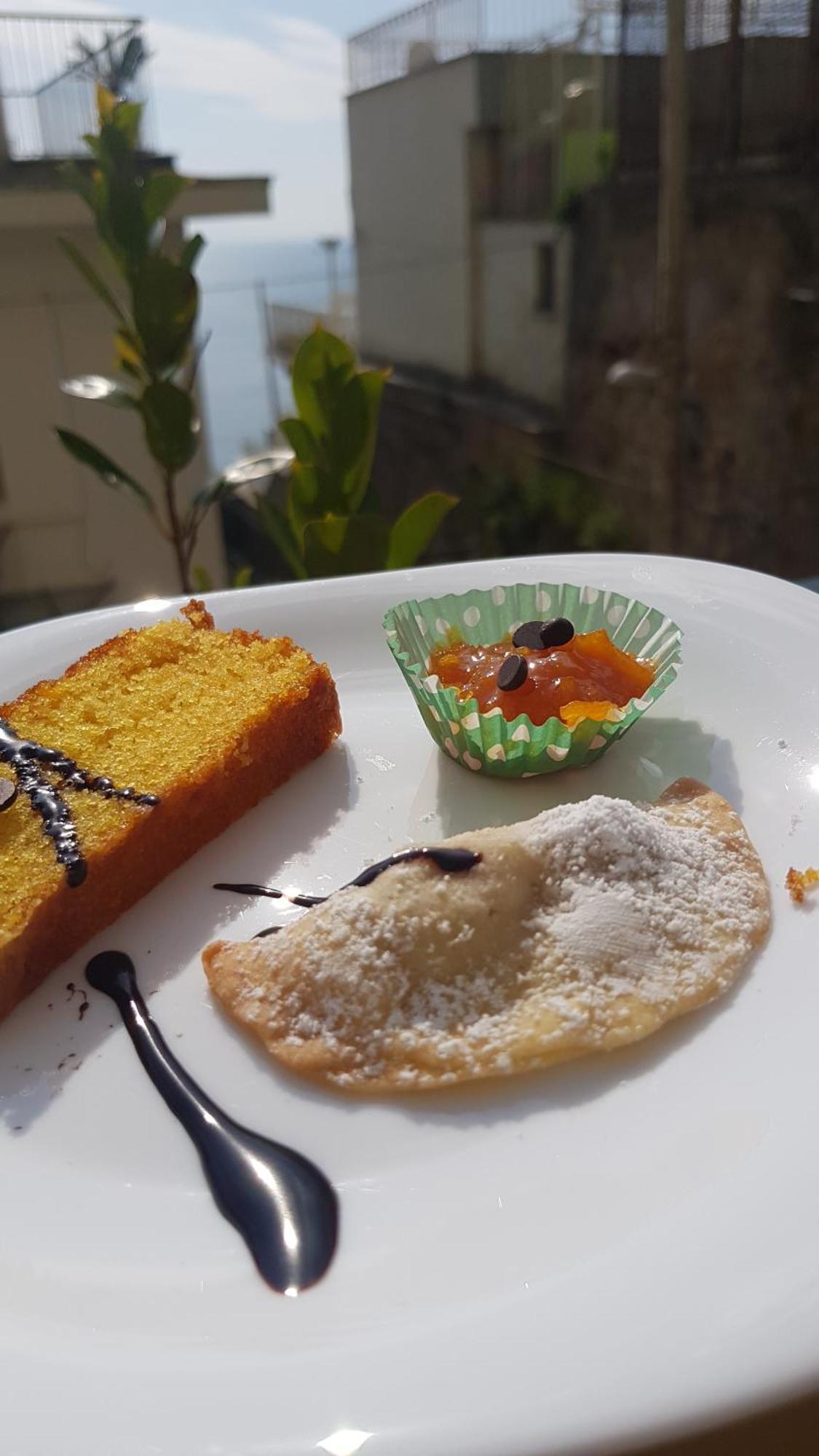 B&B Diemme Amalfi Coast Vietri Bagian luar foto
